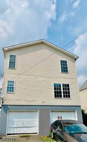 235 Keen St, Paterson, NJ 07524