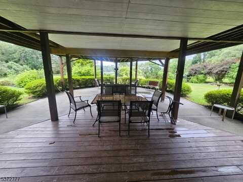 242 Clove Rd, Montague, NJ 07827