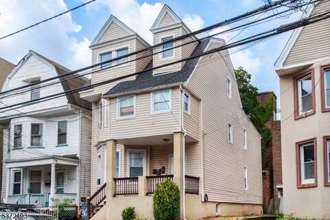 305 S 11Th St, Newark, NJ 07103