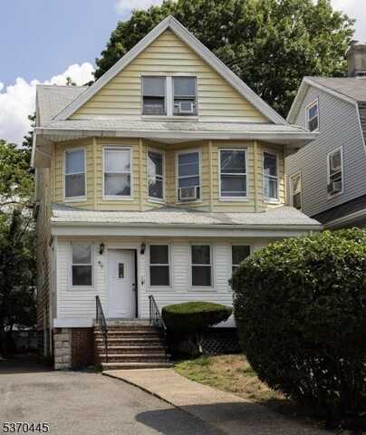 90 Burchard Ave, East Orange, NJ 07017