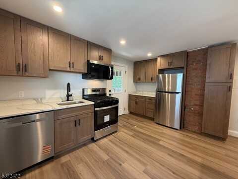 21 Miller St, Morristown, NJ 07960