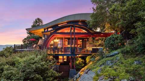1210 King Gap Road, Highlands, NC 28741