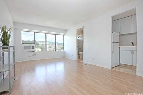 2525 Date Street, Honolulu, HI 96826