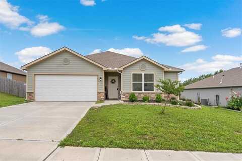 21676 Franklin Street, Spring Hill, KS 66083