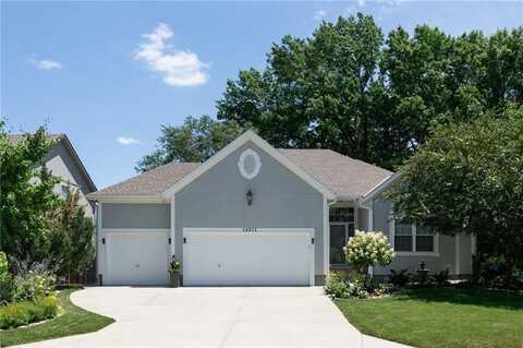 10971 S Emerald Street, Olathe, KS 66061