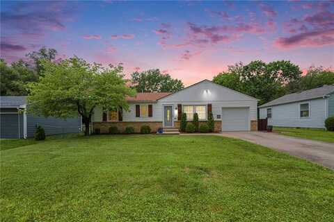 7134 Riggs Street, Overland Park, KS 66204