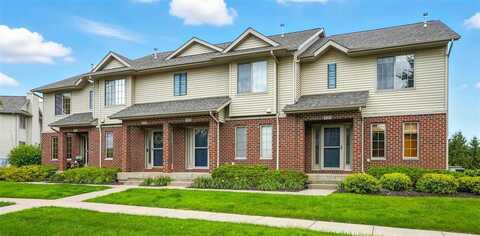 220 Camden Rd, IowaCity, IA 52245