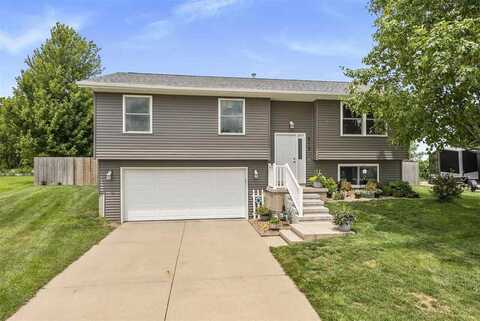 513 N Nemora Ave, Oxford, IA 52322