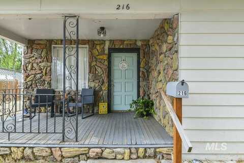 216 Maple St, Nampa, ID 83686