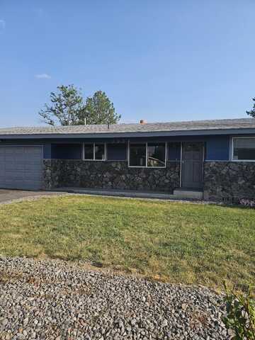 5034 Sturdivant Avenue, Klamath Falls, OR 97603