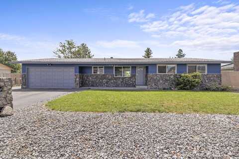 5034 Sturdivant Avenue, Klamath Falls, OR 97603
