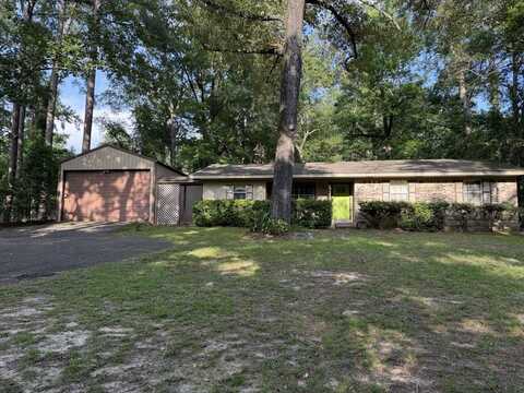 207 Westwood Place, Lufkin, TX 75901