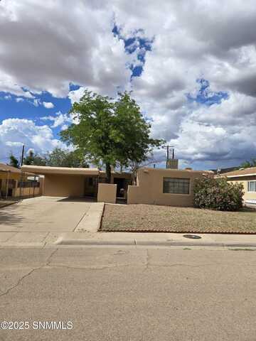 1801 Snow Drive, Alamogordo, NM 88310