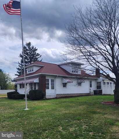 428 E BALTIMORE ST, TANEYTOWN, MD 21787