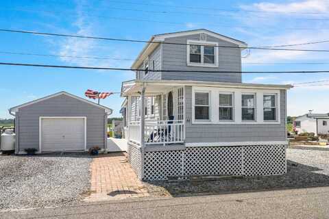 61 Benny's Landing Road, Cape May Court House, NJ 08210