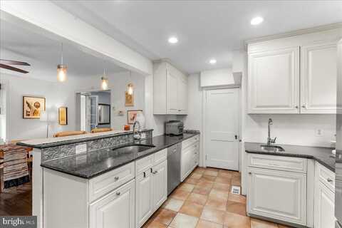 8606 BRIERDALE RD, PHILADELPHIA, PA 19128