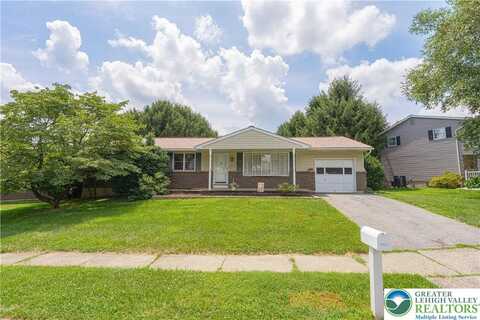 3024 Magnolia Circle, Macungie, PA 18062