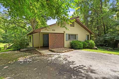 226 Linden Drive, Shiloh, IL 62221