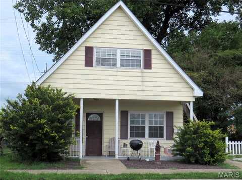 35 N Main Street, Wood River, IL 62095