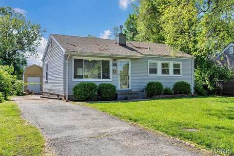 4204 Saint Linus Lane, Saint Ann, MO 63074