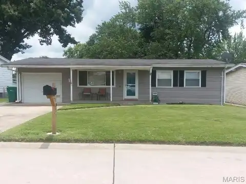 97 Huck Finn Drive, Saint Charles, MO 63303