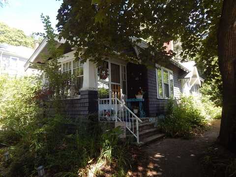 65 Lincoln Street, Augusta, ME 04330