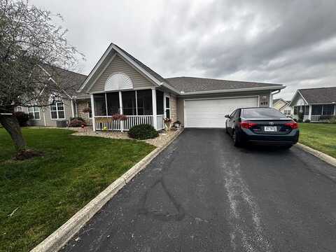 655 Scott Dr, Ontario, OH 44906
