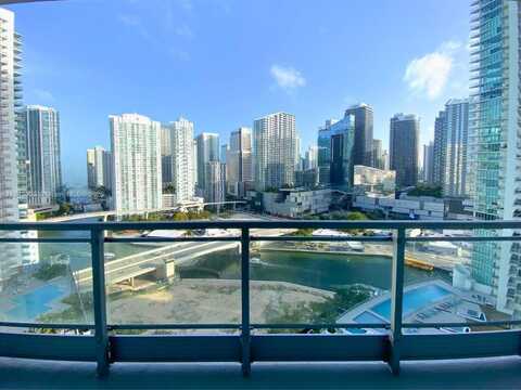 90 SW 3rd St, Miami, FL 33130
