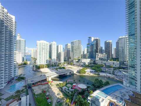 90 SW 3rd St, Miami, FL 33130