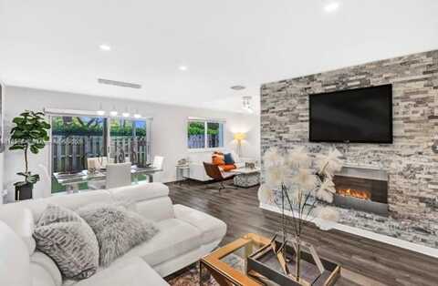 11510 NW 50th Ter, Doral, FL 33178
