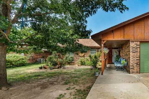 8204 INDIAN Trail, Amarillo, TX 79110