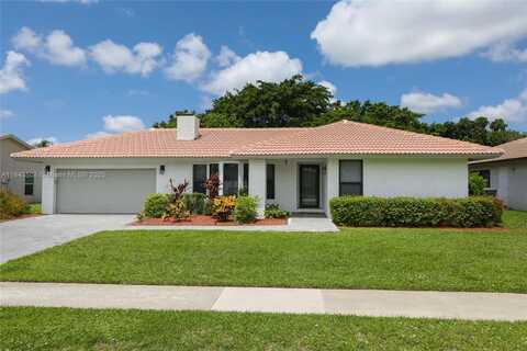 21553 Chipmunk Ln, Boca Raton, FL 33428