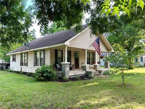418 E L ST, Russellville, AR 72801