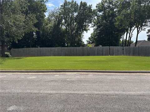 261 Hearthstone CIR, Prairie Grove, AR 72753
