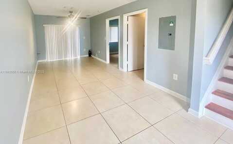 2184 NE 167th St, North Miami Beach, FL 33162