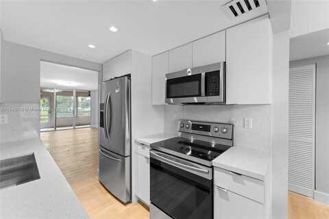3141 NW 47th Ter, Lauderdale Lakes, FL 33319