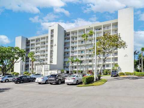 2217 Cypress Island Dr, Pompano Beach, FL 33069