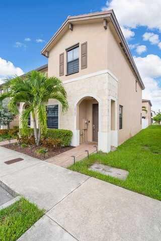 10547 W 34th Ct, Hialeah, FL 33018