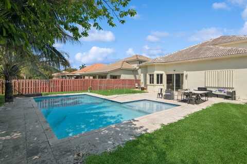 2016 SE 19th St, Homestead, FL 33035