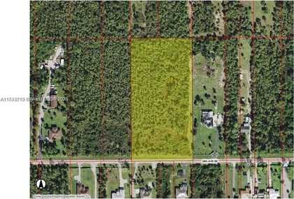 Golden Gate Est Unit 87 T SE 24 Ave, Naples, FL 34117