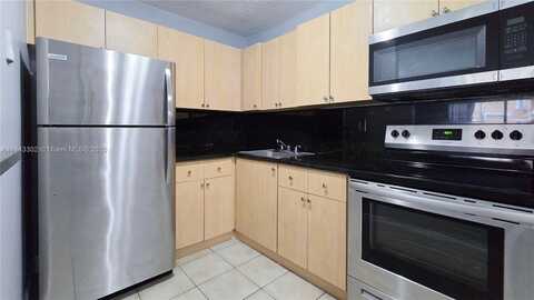 7210 NW 179th St, Hialeah, FL 33015