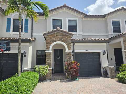 15072 SW 117th Ter, Miami, FL 33196