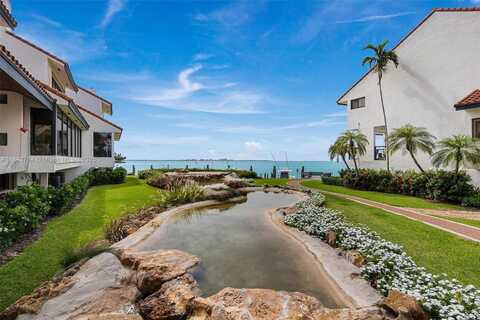 2000 S Bayshore Dr, Miami, FL 33133