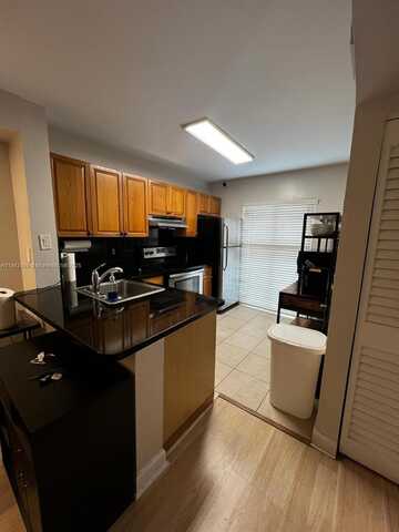 2575 SW 27th Ave, Miami, FL 33133