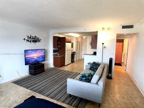 401 69th St, Miami Beach, FL 33141