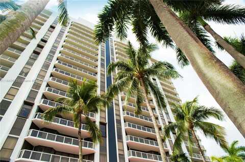 3600 Yacht Club Dr, Aventura, FL 33180