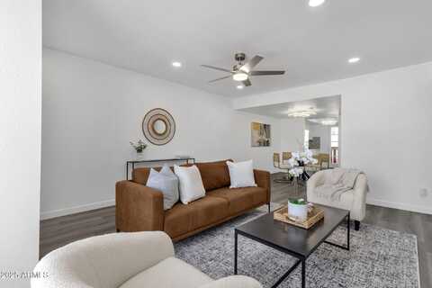 1927 E HAMPTON Avenue, Mesa, AZ 85204
