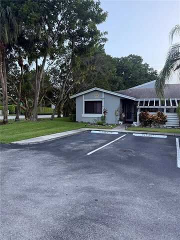 679 Racquet Club Rd, Weston, FL 33326