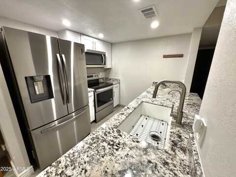 616 S HARDY Drive, Tempe, AZ 85281