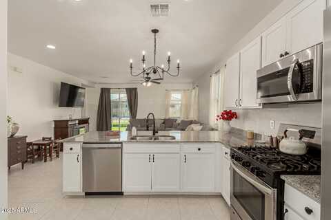9330 W GETTY Drive, Tolleson, AZ 85353